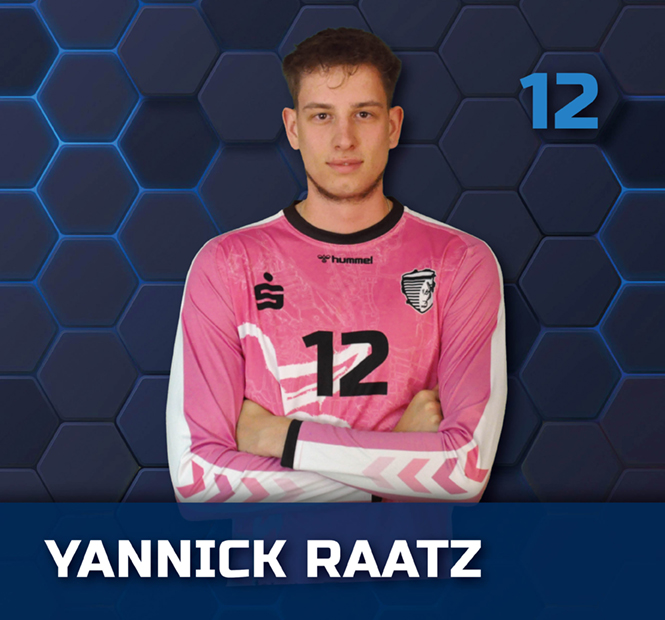 Handballspieler im rosa Trikot mit der Nummer 12